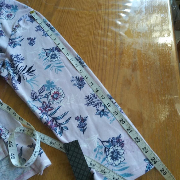 Massini floral Women Long Sleeve Top - Picture 11 of 11